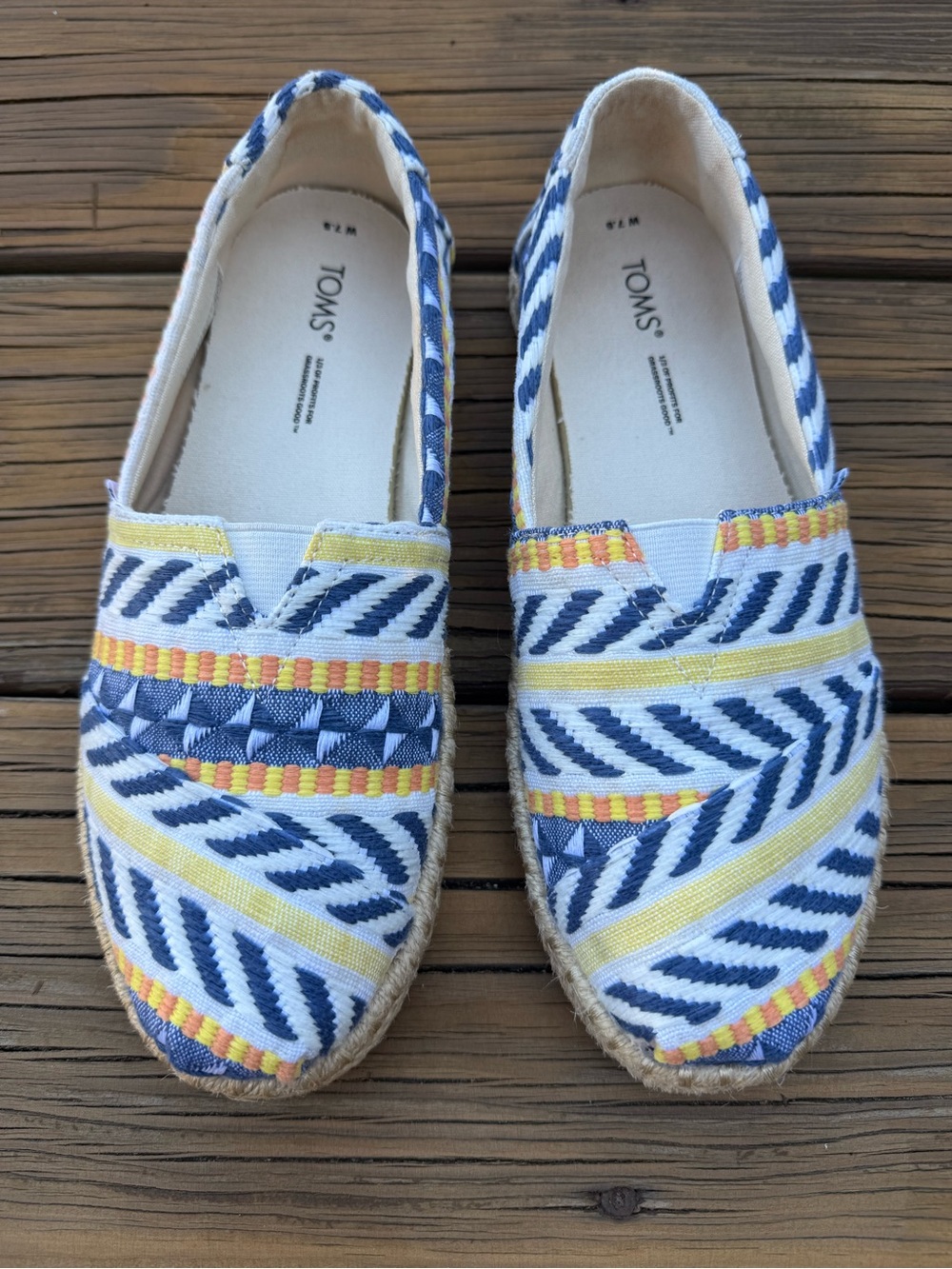 TOMS Classic Espadrille Flats Tribal Aztec Woven Sz 7.5 W Blue Yellow White